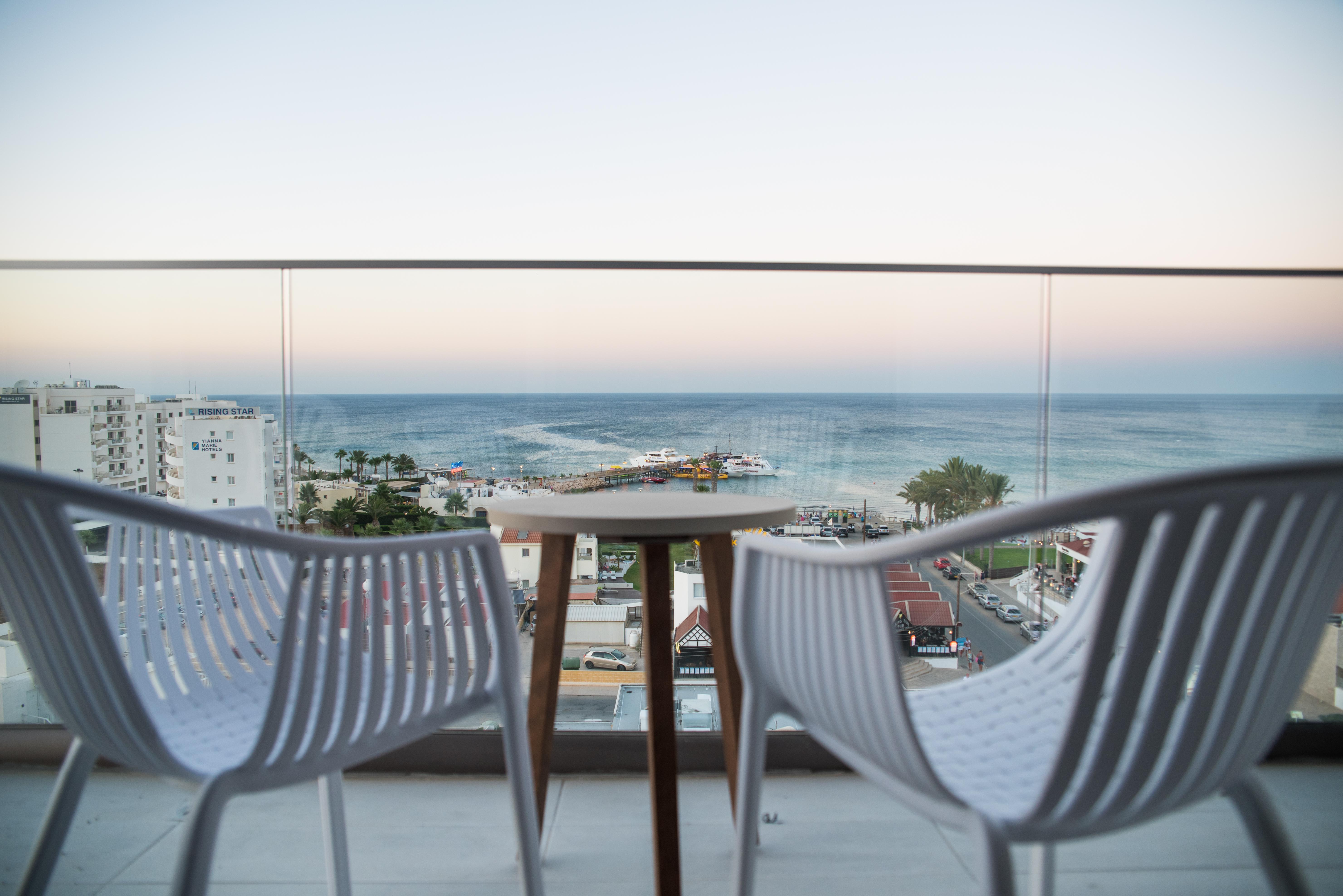Mandali Hotel Protarász Kültér fotó