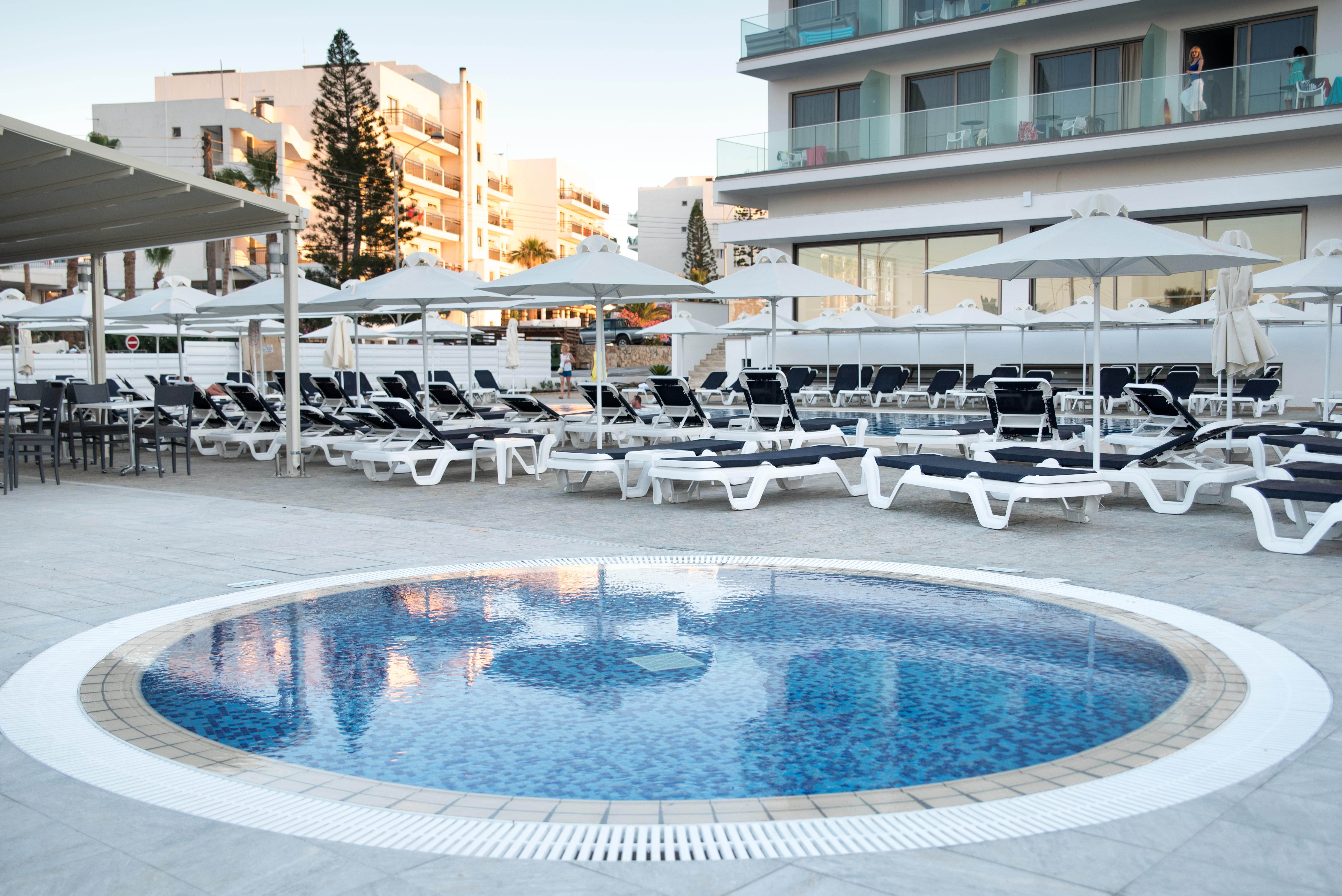 Mandali Hotel Protarász Kültér fotó